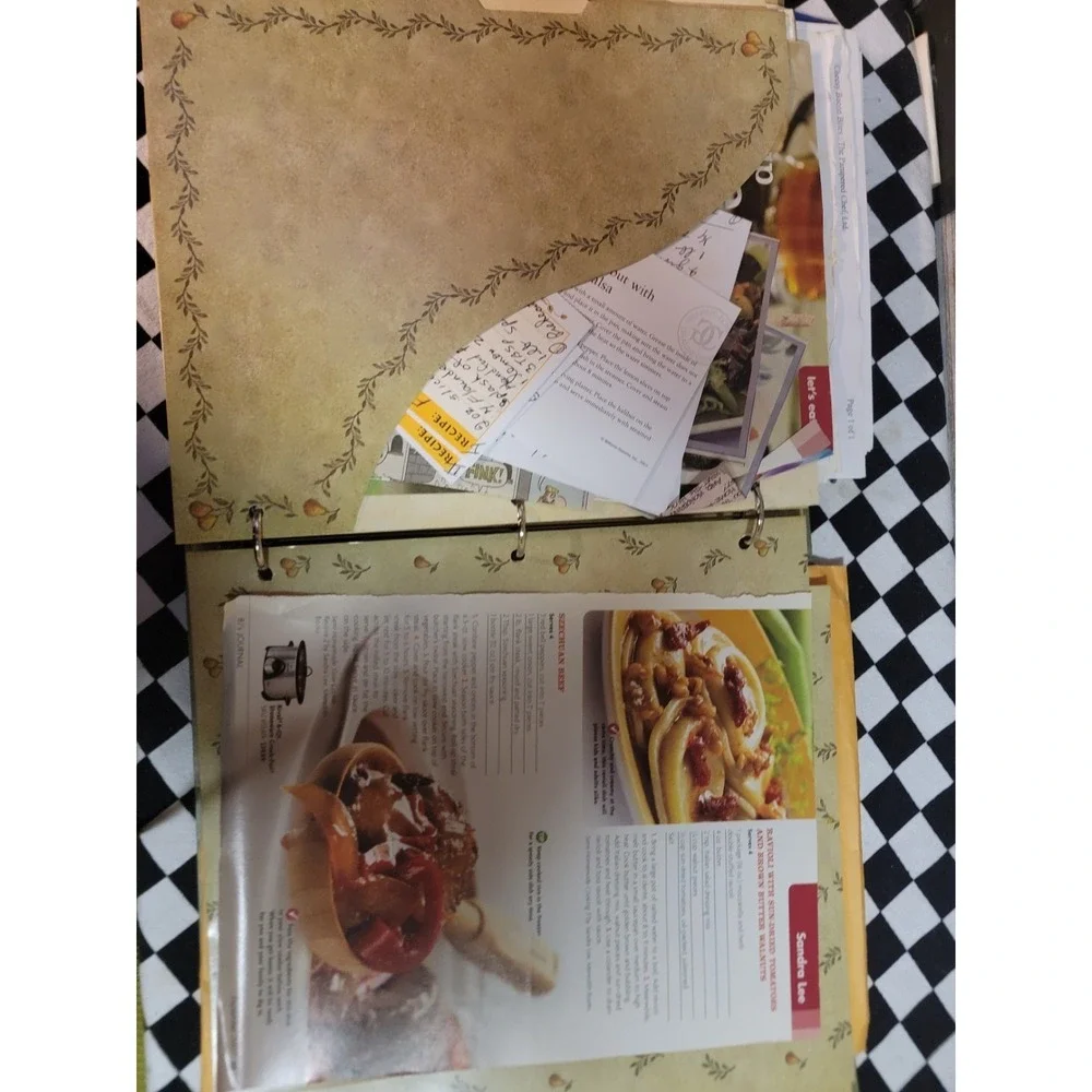 Vintage Recipe Keeper Binder Full of Handwritten Family Recipes Clippings Cards